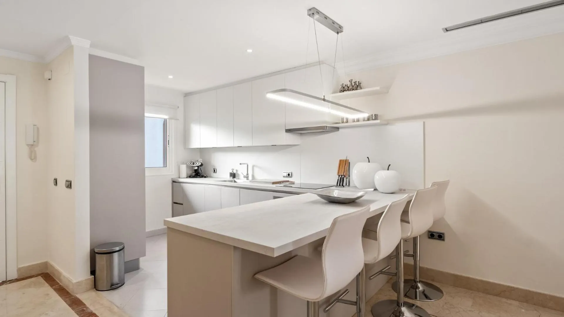 Aloha Smile Apartment Marbella